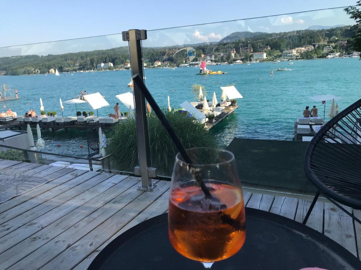 Appartements Gaestehaus Gallob 沃尔特湖畔韦尔登 外观 照片